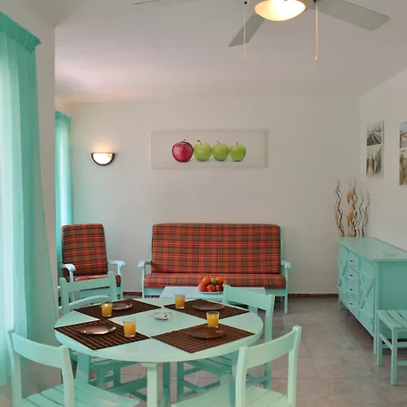 Yucas * Cala'N Blanes (Menorca)