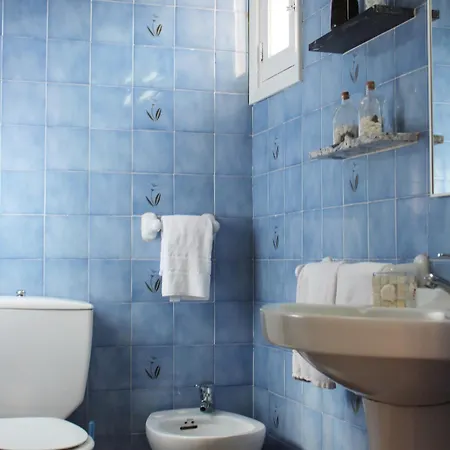 Yucas * Cala'N Blanes (Menorca)